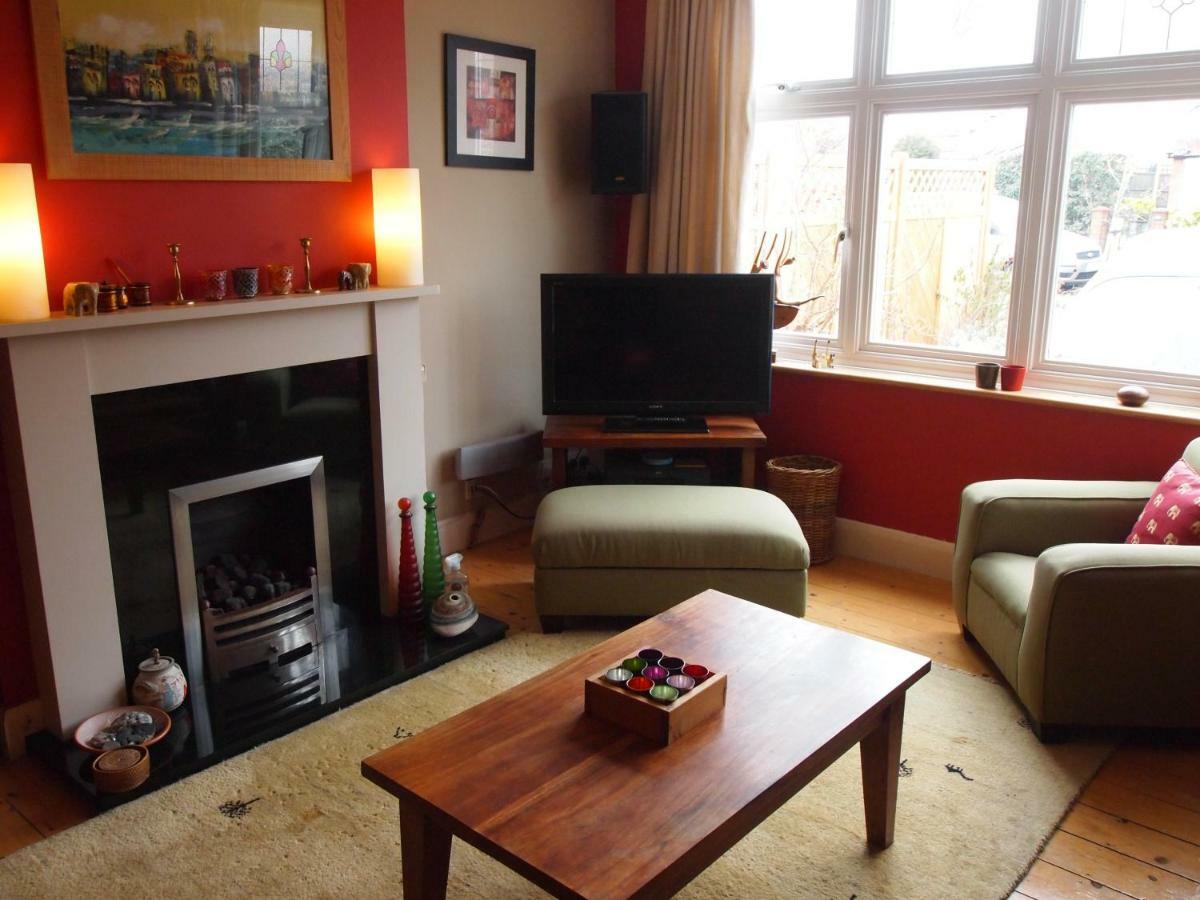 Morden Friendly Home In South London מראה חיצוני תמונה