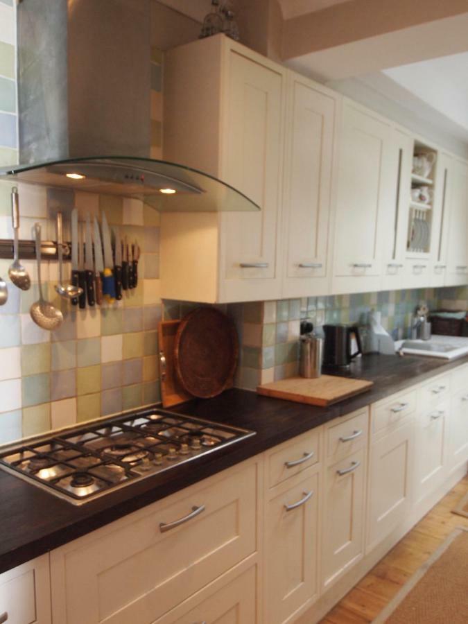 Morden Friendly Home In South London מראה חיצוני תמונה